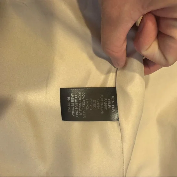 Adrienne Landau Cream Fur Vest - Picture 4 of 4